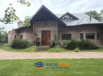 Casa · 360m² · 6 Ambientes · 2 Cocheras · Casa en Alquiler en Club de Campo Los Pingüinos, Moreno