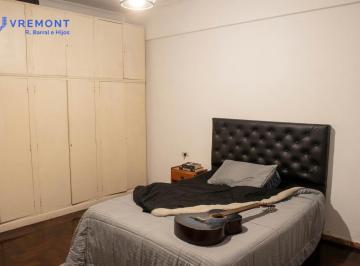 PH · 86m² · 4 Ambientes · Venta PH en Mataderos!