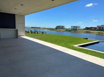 Casa · 275m² · 5 Ambientes · Casa en Alquiler Temporario Riberas, Puertos del Lago Ecobar