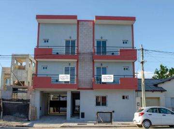 Departamento · 36m² · 2 Ambientes · 1 Cochera · Departamento en Venta en Allen – 1 Dormitorio con Cochera a 500 m de La Universidad
