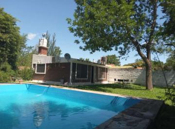 Casa · 55m² · 3 Ambientes · Venta Casa 2 Dorm. - Piscina