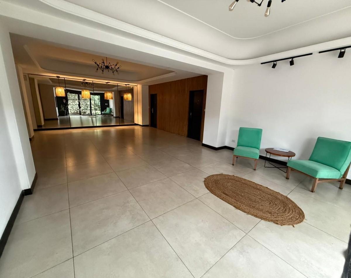 Depto 4 amb, 70m² con cochera y balcón — Playa Grande