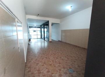Local comercial de 1 ambiente, Esteban Echeverría · Local 83 m² Monte Grande Centro