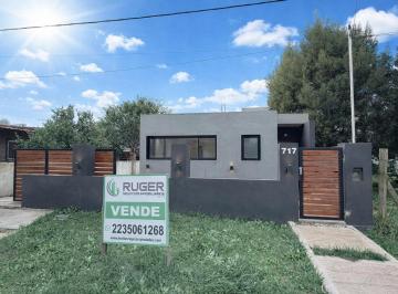 Casa · 98m² · 3 Ambientes · 3 Cocheras · Casa 3 Ambientes Santa Clara del Mar