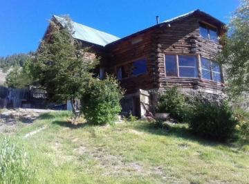 Terreno · 270m² · 7 Ambientes · 1 Cochera · Venta Casa Junin de Los Andes. Neuquen