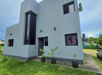 Casa · 100m² · 4 Ambientes · Country Loma Linda Casa Evolutiva de 2d - Terreno de 517 m²