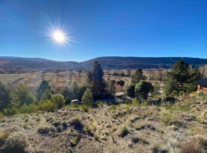 Terreno · 1316m²