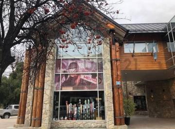 Oficina comercial · 90m² · 2 Ambientes · Venta Local San Martin de Los Andes. Casco Centrico