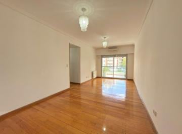 general-san-martin-san-martin-centro-alquiler-departamento-3-ambientes · Departamento de 3 Ambientes con Balcon