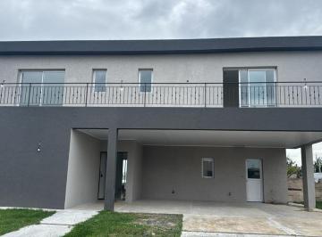 Casa · 335m² · 5 Ambientes · 2 Cocheras · Nvr Oportunidad Casa en Venta San Sebastian Area 5
