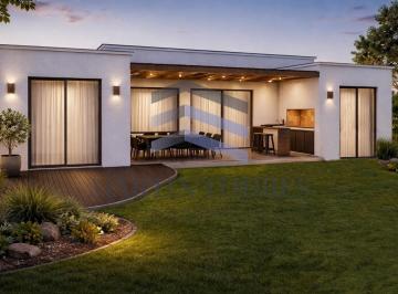 Casa · 140m² · 5 Ambientes · 4 Cocheras · Casa en Venta en Nativas, Puertos, Escobar