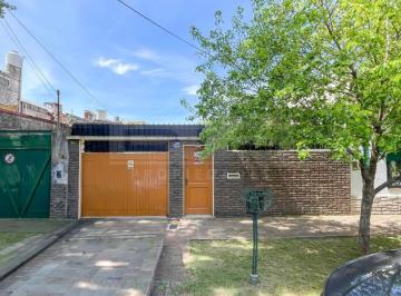 Casa de 2 ambientes, Vicente López · Casa 1 Dormitorio Venta - Munro