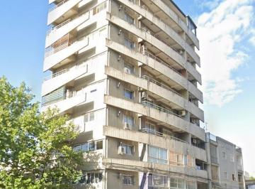 Departamento · 64m² · 2 Ambientes · Venta Departamento Centrico 2d, en Mendoza y Av Avellaneda