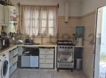 Casa · 111m² · 4 Ambientes · 1 Cochera · Casa en Venta de 3 Ambientes en Bella Vista Buenos Aires