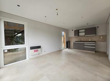Casa · 70m² · 3 Ambientes · 1 Cochera · Casa en Venta - Dina Huapi - Apto Credito