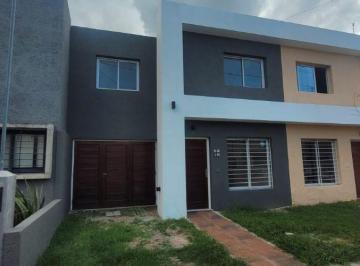 Casa de 5 ambientes, Córdoba · Duplex Hermoso con 3 Dorm. en Venta en La Paya!