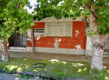 Casa · 65m² · 3 Ambientes · Casa a m de Uriarte - Venta Directa - Oportunidad!