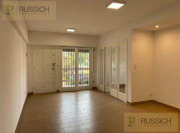 Departamento · 77m² · 4 Ambientes · Departamento en Venta 4 Ambientes a La Calle con Balcon Saliente