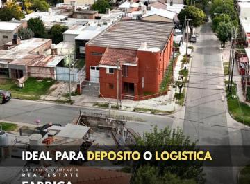 Bodega-Galpón · 356m² · 7 Ambientes · Fábrica en Venta de 356 m² con Todos Los Servicios en Barrio Centro América, Córdoba Capital