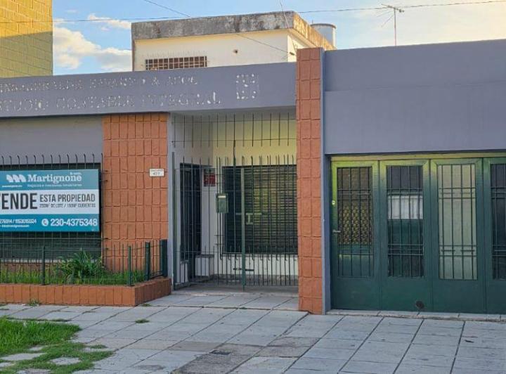 Casa · 160m² · 3 Ambientes · 1 Cochera