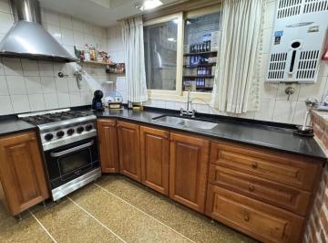 Casa · 160m² · 6 Ambientes · 1 Cochera · Casa 6 Ambientes. | Pres. Domingo Faustino Sarmiento Al 700