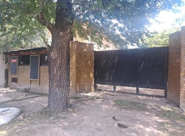 Casa · 120m² · 5 Ambientes · 2 Cocheras · Venta Casa 3 Ambientes con Local y Depto. en La Reja