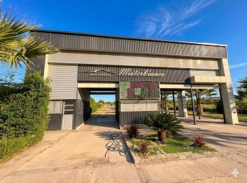 Terreno , Cruz de Piedra · Lote en Venta - B° Privado - 500 m² - Maipu