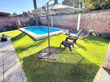 Casa de 5 ambientes, La Matanza · Casa con Piscina, Quincho, Parilla y Jardin