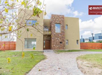 Casa · 174m² · 5 Ambientes · 2 Cocheras · Casa en Venta - Alquiler - Laguna - en El Canton - Maroto Propiedades