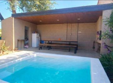 Casa de 4 ambientes, Villa Allende · Esc Oferta/apt/crédito 3 Dor/quincho/pile/seguridad