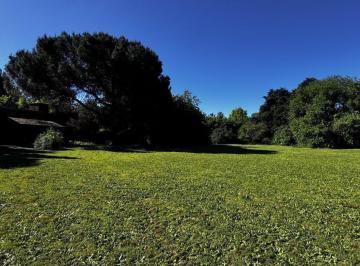 Casa · 6000m² · 1 Ambiente · Venta 2 Lotes con Casa en Barrio Las Lomas 6000 m² de Parque