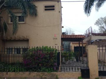 Casa · 185m² · 4 Ambientes · 1 Cochera · Casa en Venta de Uso Comercial en Rosario - Fisherton - Permuta