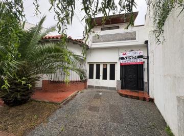 PH de 6 ambientes, Quilmes · Casa PH de 6 Ambientes