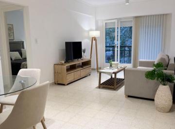 Departamento · 70m² · 4 Ambientes · 3 Amb con Balcón y Dependencia - Centro