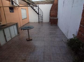 Casa · 46m² · 2 Dormitorios · Casa en Venta en Alberdi