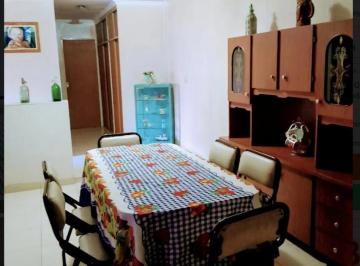 Casa · 80m² · 5 Ambientes · 1 Cochera · Casa Interna a Terminar con Cochera