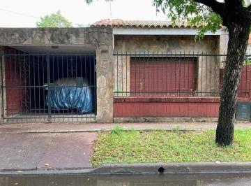 Casa · 141m² · 2 Dormitorios · 1 Cochera · Casa en La Florida
