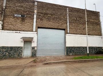 Bodega-Galpón · 546m² · Galpón Industrial 546 m² C/ Entre Piso - Oficinas - Baños y Vestuarios - Esteban Echeverria