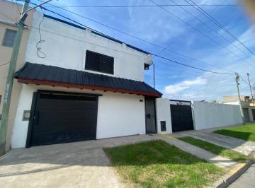 Casa de 3 ambientes, La Plata · Casa en Alquiler en Ringuelet