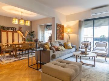 Departamento · 123m² · 4 Ambientes · 1 Cochera · Venta de Departamento Cuatro Ambientes Muy Luminoso - Recoleta