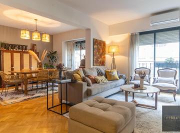 Departamento · 123m² · 4 Ambientes · 1 Cochera · Venta de Departamento Cuatro Ambientes Muy Luminoso - Recoleta