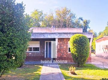 Casa de 4 ambientes, 20 de Junio · Casa Quinta en Venta a Reciclar - Terreno 1512 m²