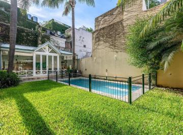 Casa · 300m² · 8 Ambientes · 2 Cocheras · Casa - Venta - 4 Dorm. - Escritorio - Playroom - 2 Cocheras - Quincho - Colegiales
