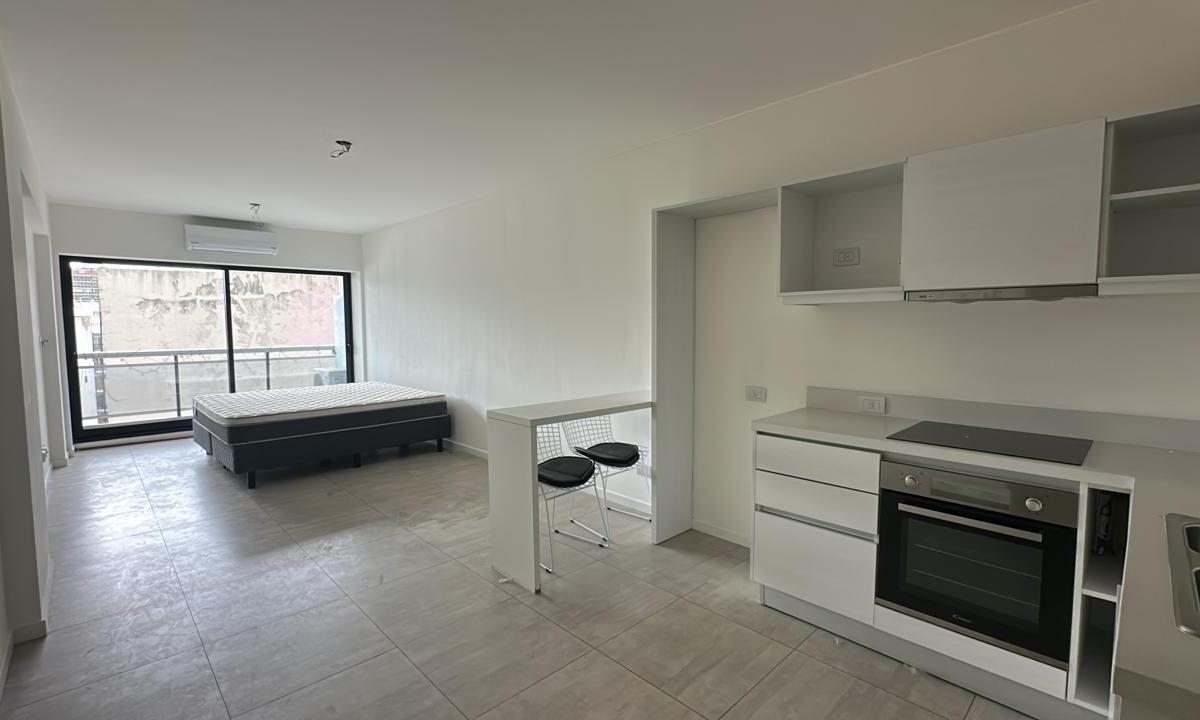 Av Olazabal al 4800