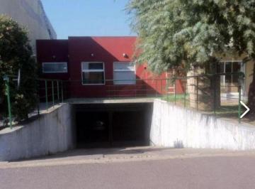 Garage · 13m² · Cochera Fija Cubierta