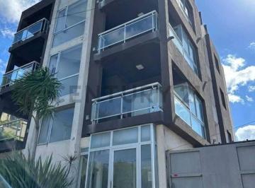 Departamento · 80m² · 3 Ambientes · 1 Cochera · Departamento en Pinamar Ostende en Venta