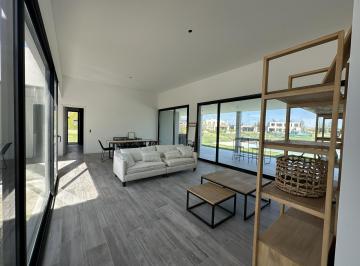 Casa · 259m² · 5 Ambientes · 2 Cocheras · Casa a La Venta, a Estrenar, El Naudir