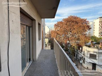 Departamento · 52m² · 3 Ambientes · Departamento - Flores