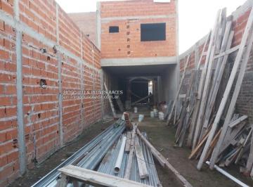 Casa de 3 ambientes, La Plata · Casa en PH en Construccion en Venta