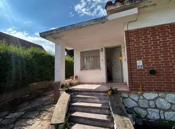 Casa · 121m² · 3 Ambientes · 1 Cochera · Venta Casa en La Falda Cordoba